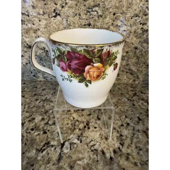 One Royal Albert OLD COUNTRY ROSES 8 oz Flat Smooth Mug - England - Picture 2 of 5